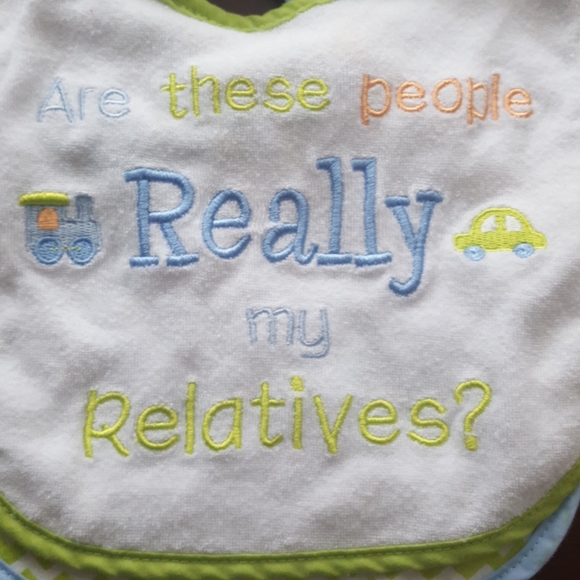 Bib set - Picture 3 of 3